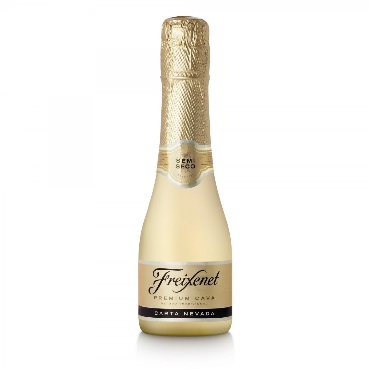 Полусухое шампанское. Freixenet Premium Cava. Шампанское Cava Semi seco. Cava шампанское Freixenet. Freixenet Cava Premium carta Nevada Extra Dry.